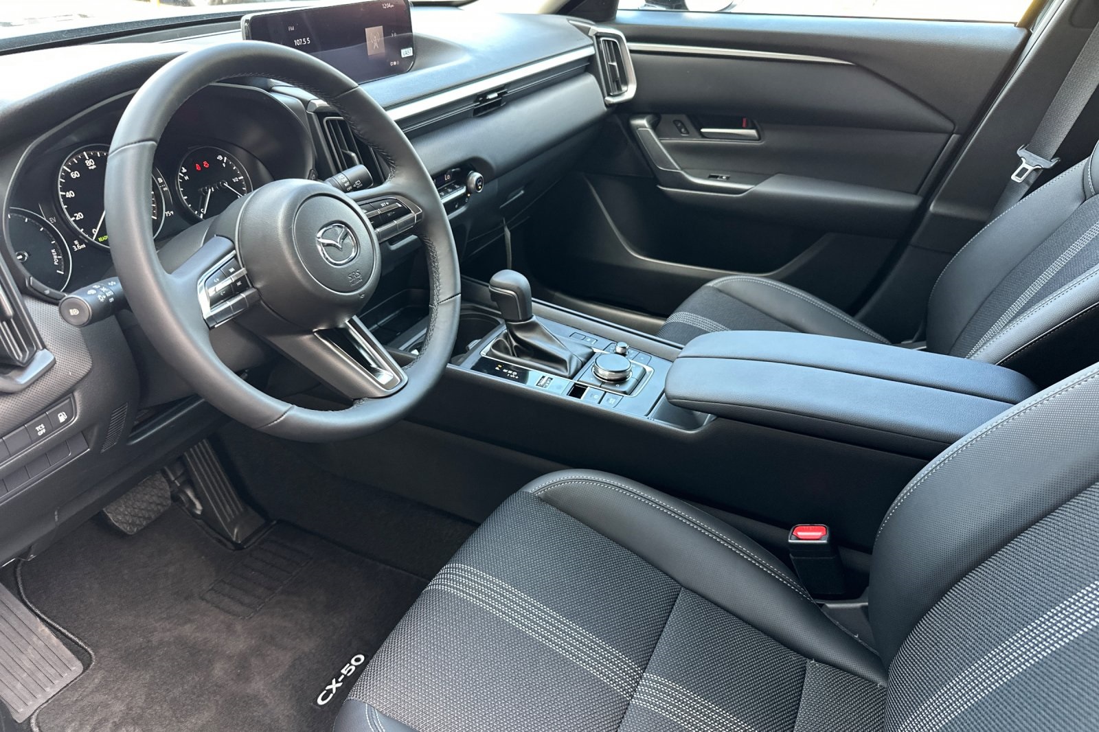 2025 Mazda CX-50 Preferred photo 10