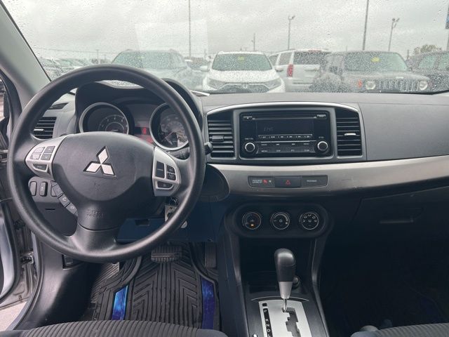 2014 Mitsubishi Lancer ES photo 27