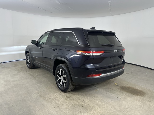 2024 Jeep Grand Cherokee Limited photo 10