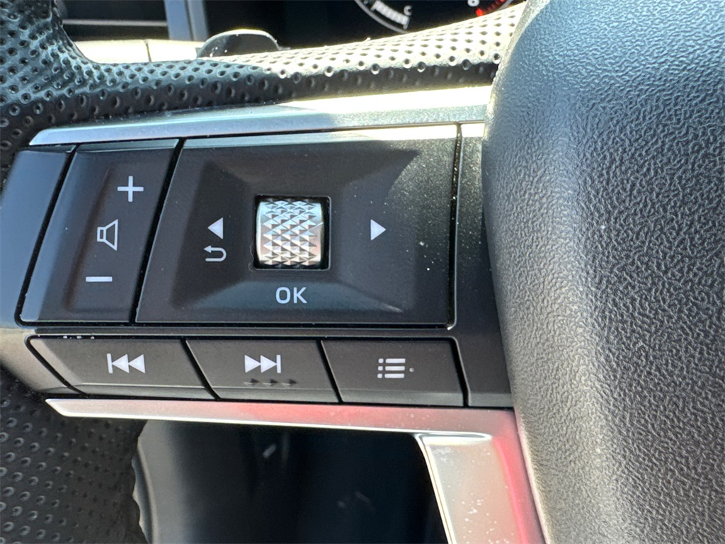 2023 Mitsubishi Outlander SE Black Edition photo 25