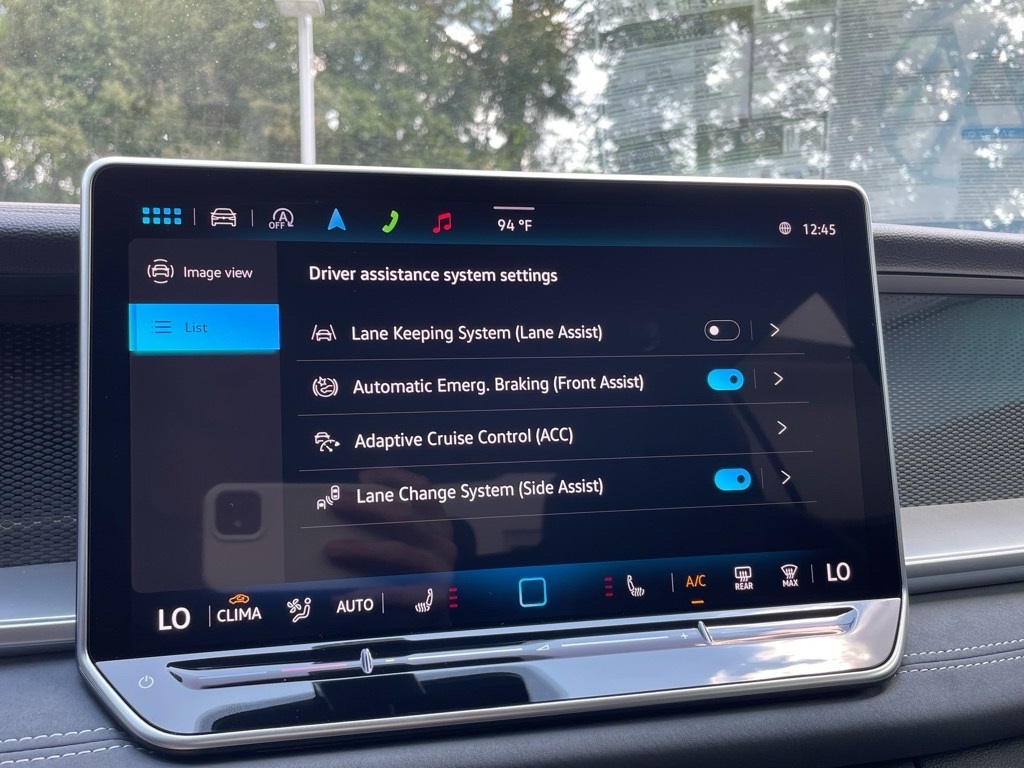 2025 Volkswagen Tiguan SE R-Line Black photo 5