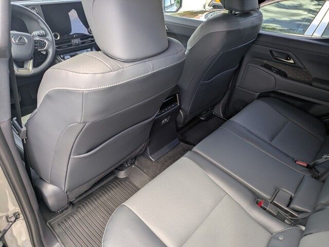 2024 Lexus GX 550 photo 14