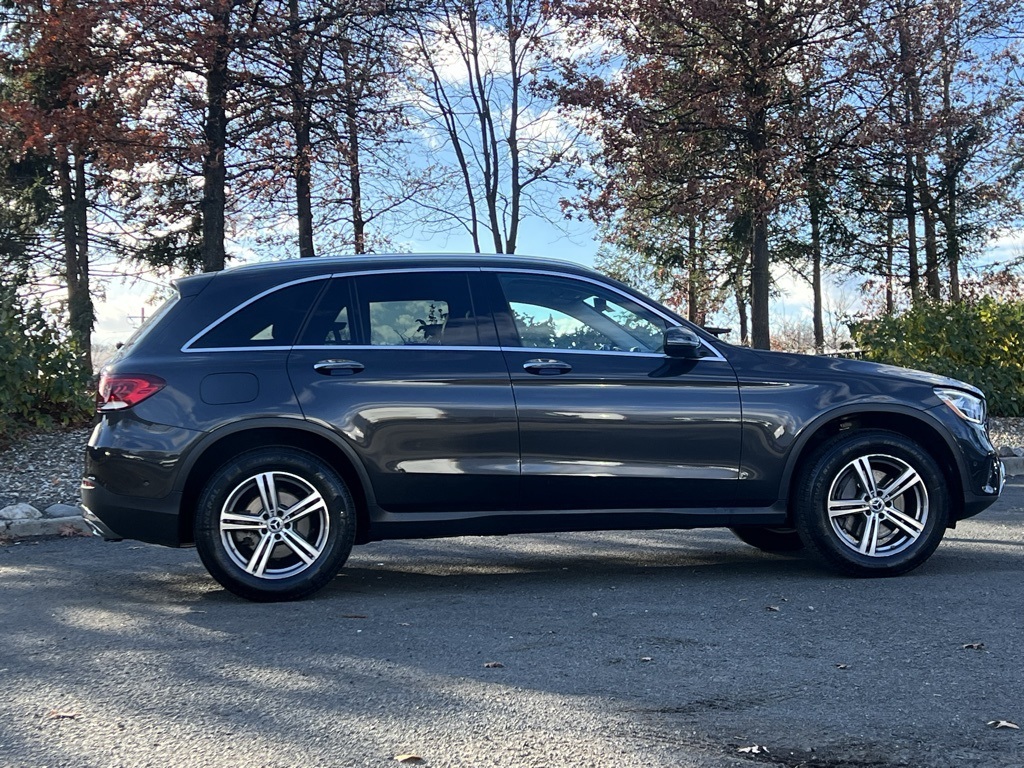 2021 Mercedes Benz GLC 300 4MATIC photo 2