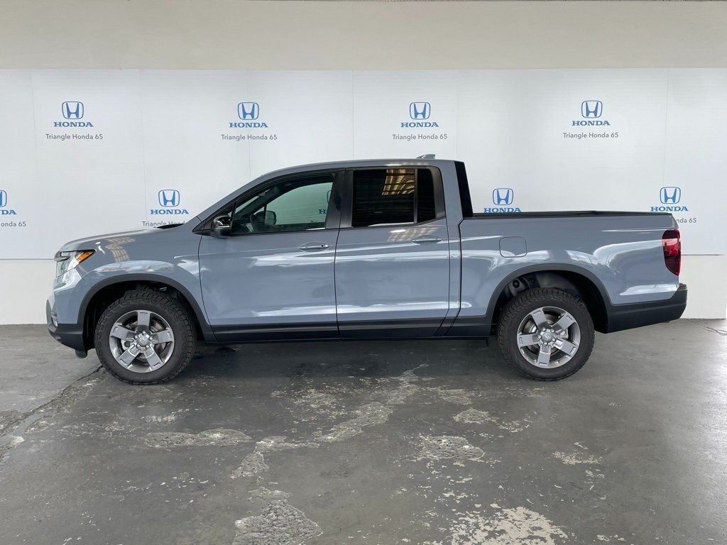 2025 Honda Ridgeline TrailSport photo 3