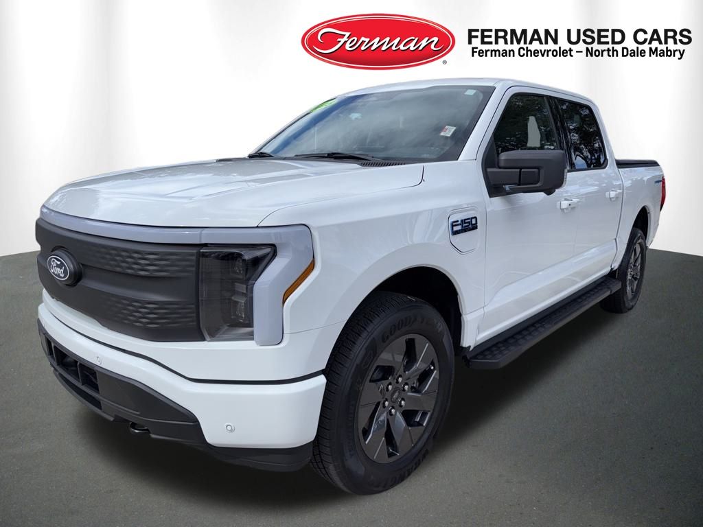 2025 Ford F-150 Lightning Flash's photo