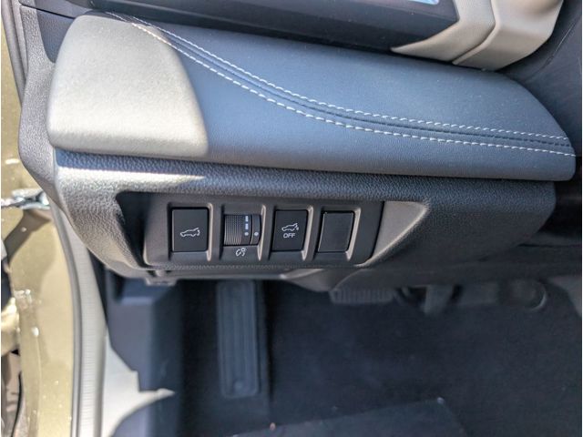 2025 Subaru Outback Limited photo 17