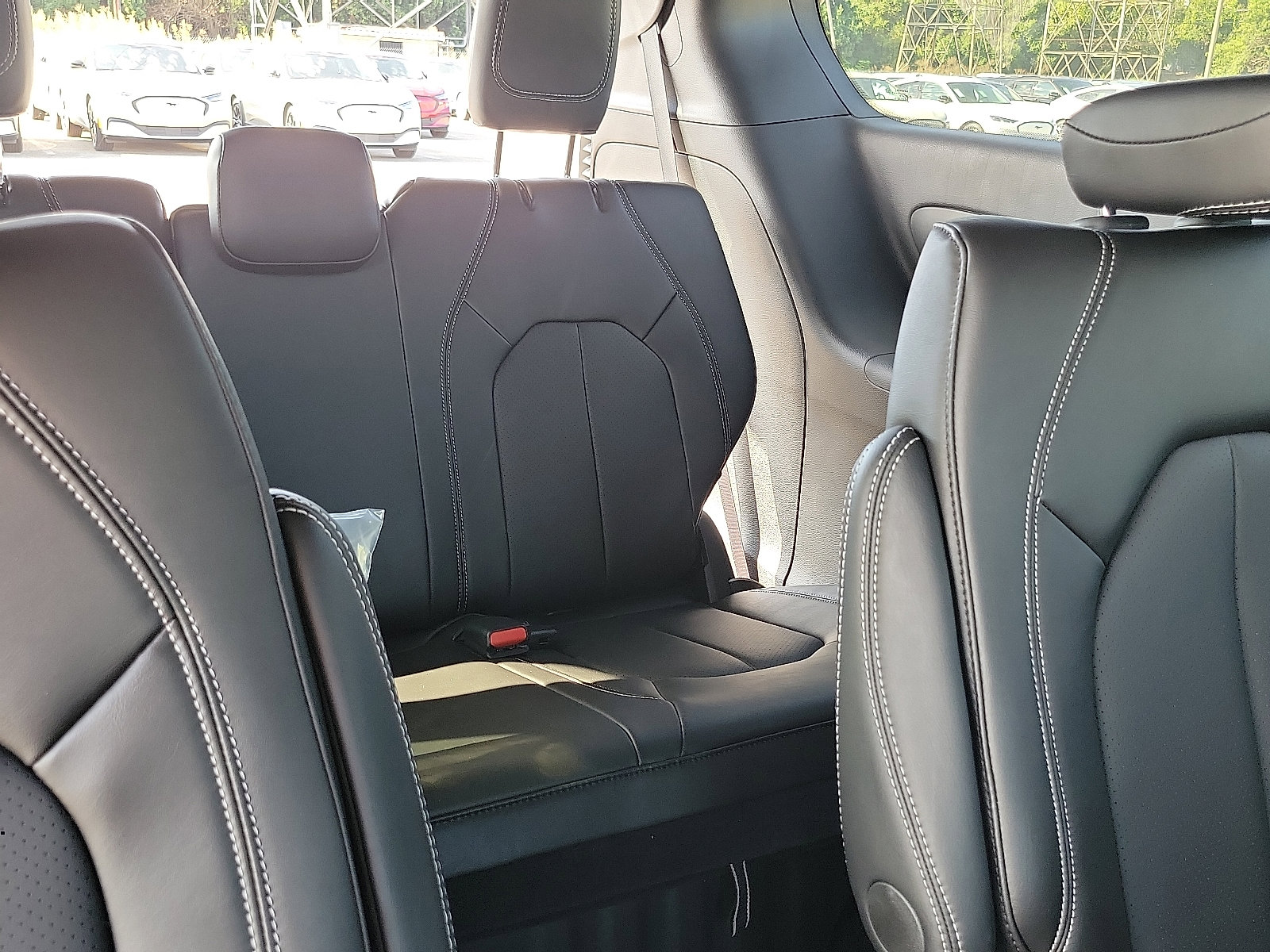 2026 Chrysler Voyager LX photo 18
