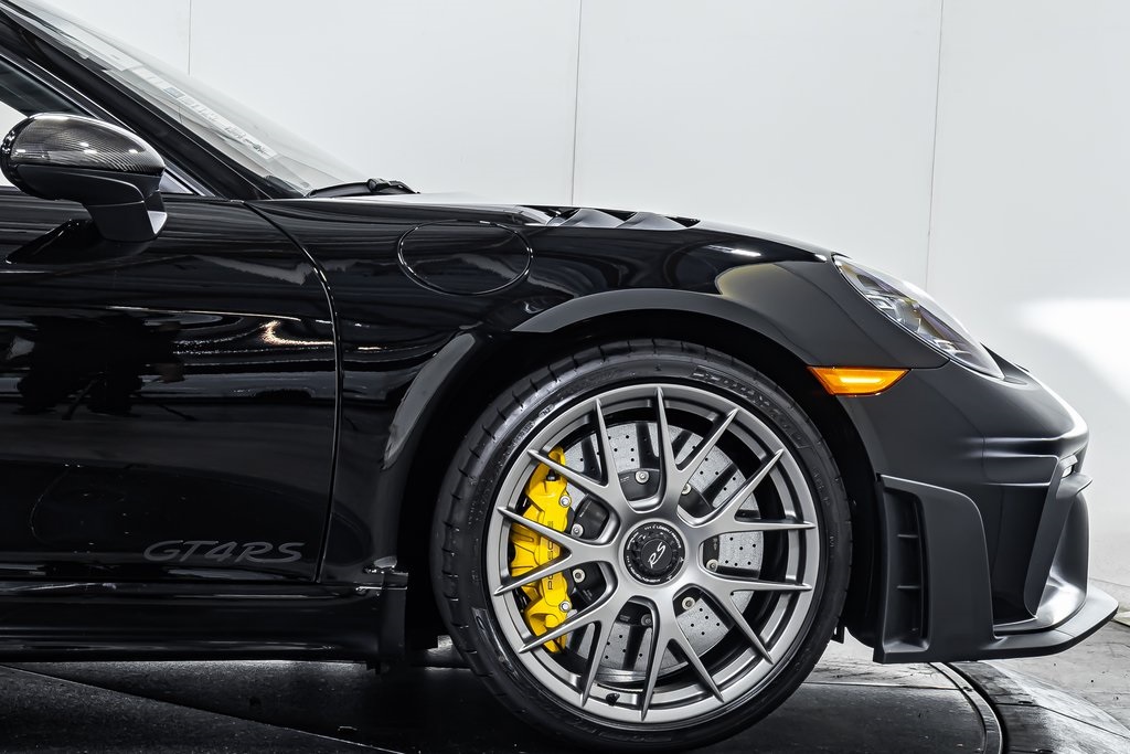 2025 Porsche Cayman GT4 RS photo 10