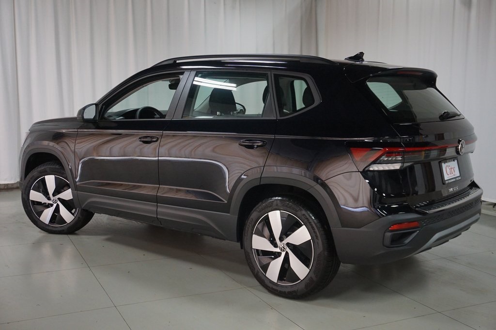 2025 Volkswagen Taos S photo 7