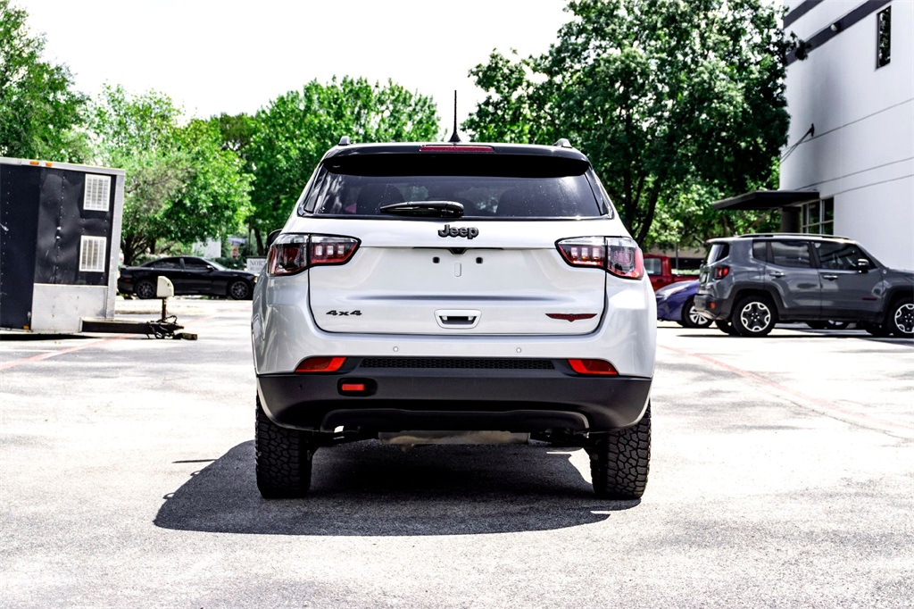 2024 Jeep Compass Trailhawk photo 5