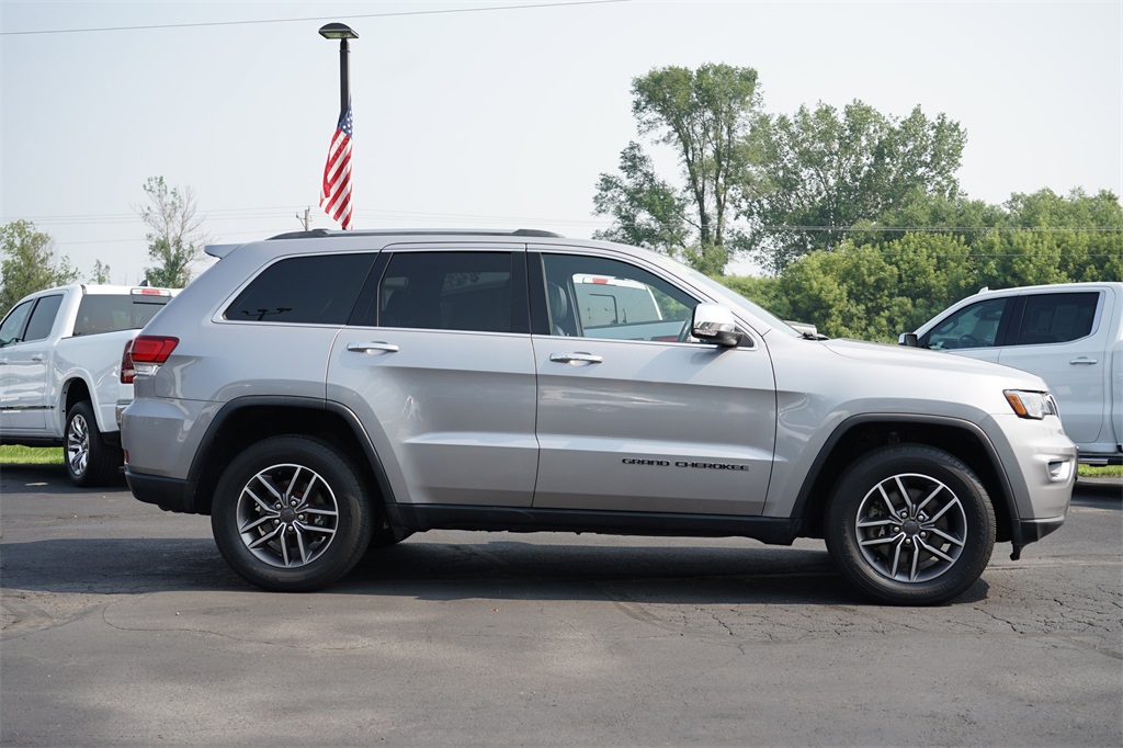 2020 Jeep Grand Cherokee Limited photo 2