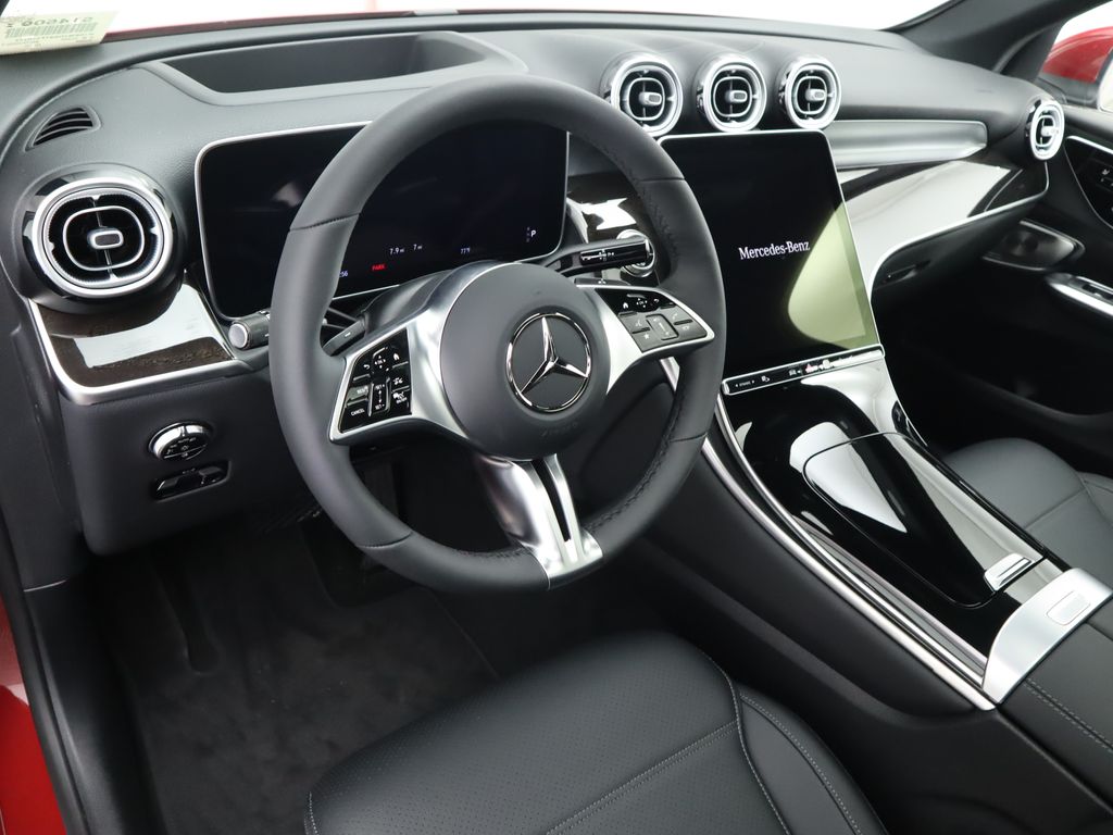 2026 Mercedes Benz GLC 300 photo 10