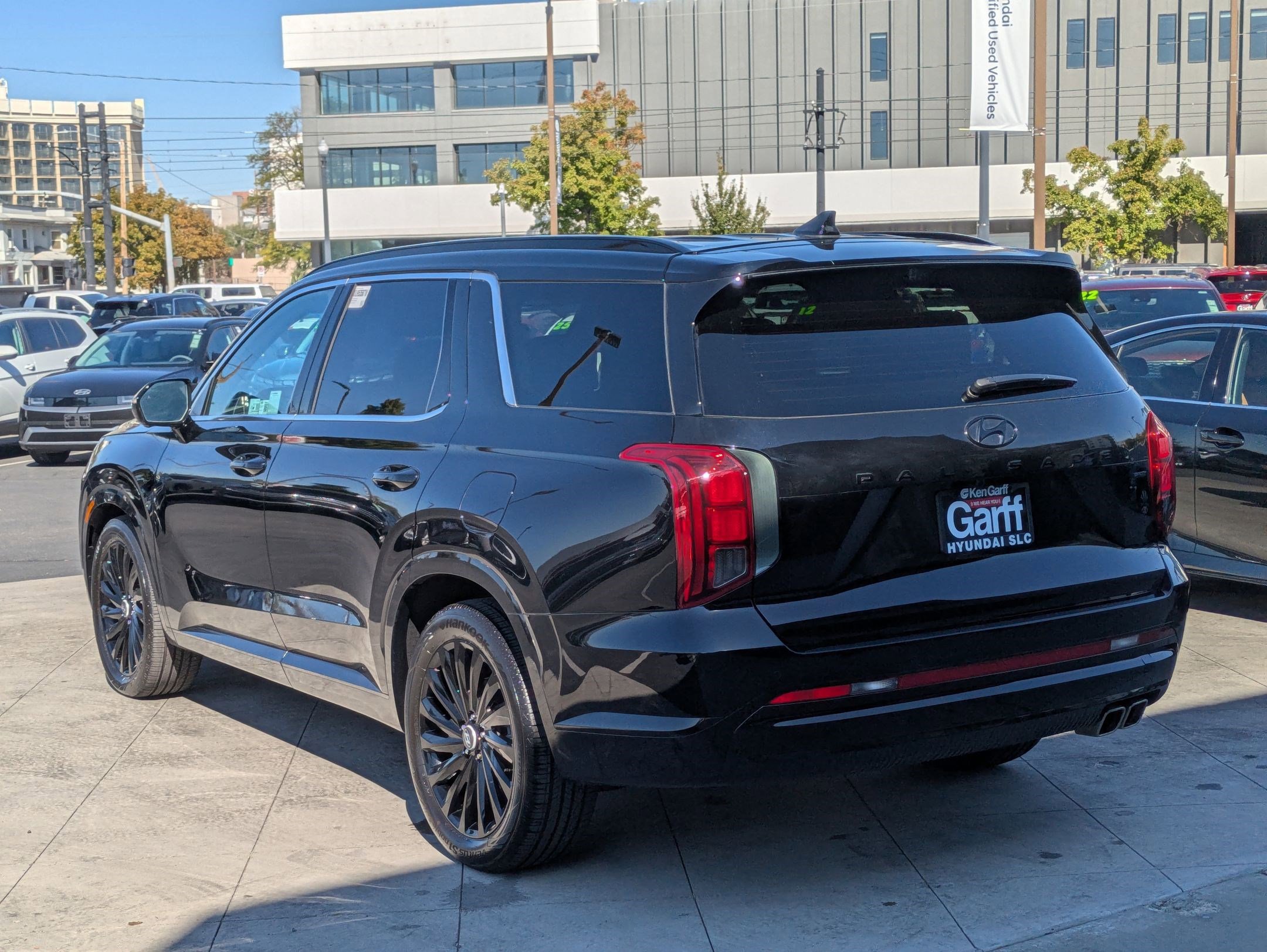 2025 Hyundai Palisade Calligraphy photo 3