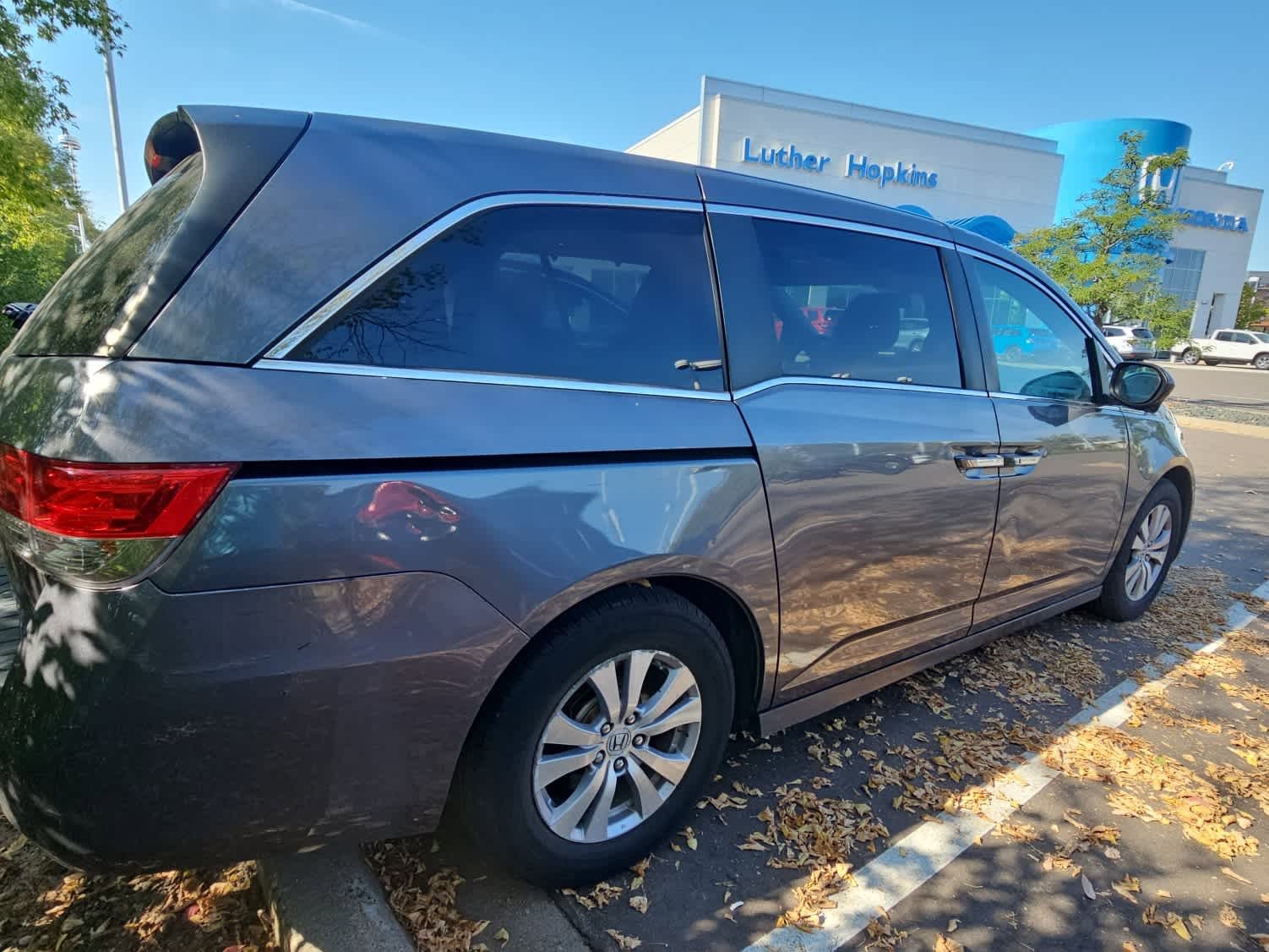 2014 Honda Odyssey EX-L photo 3