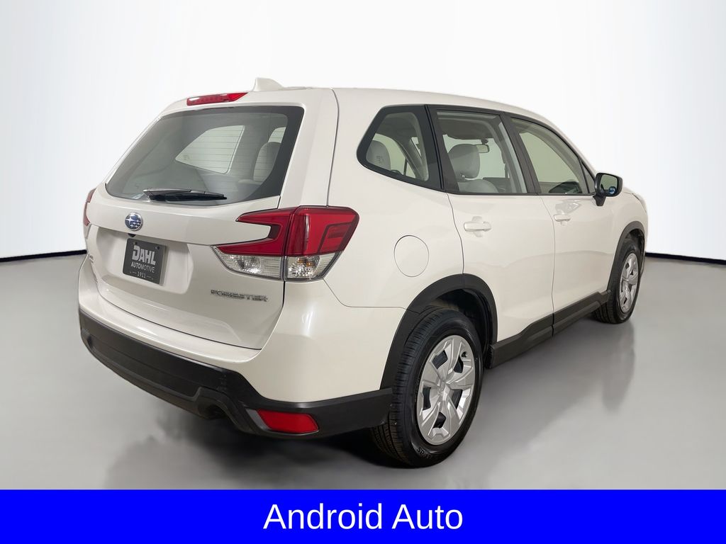 2023 Subaru Forester Base photo 4