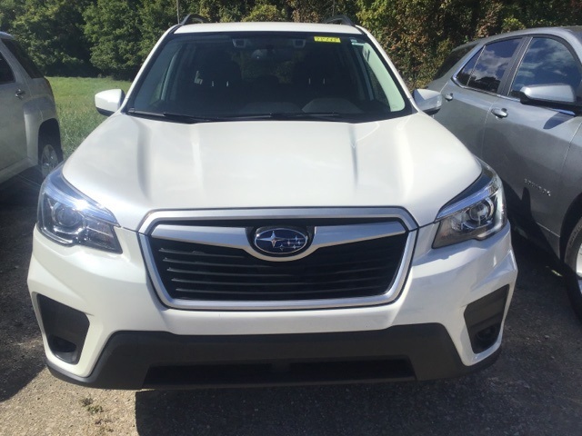 2020 Subaru Forester Premium Base photo 2