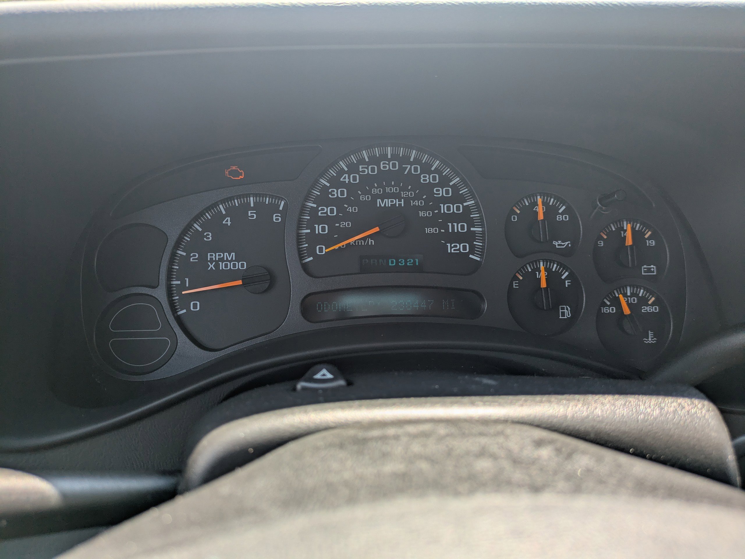 2004 Chevrolet Avalanche photo 21