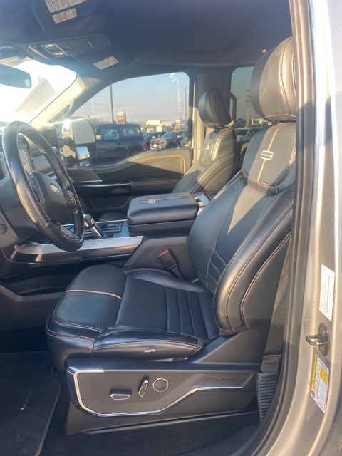 2022 Ford F-150 Platinum photo 12