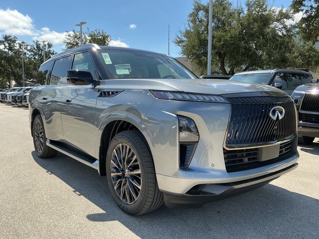 2026 Infiniti QX80 photo 3