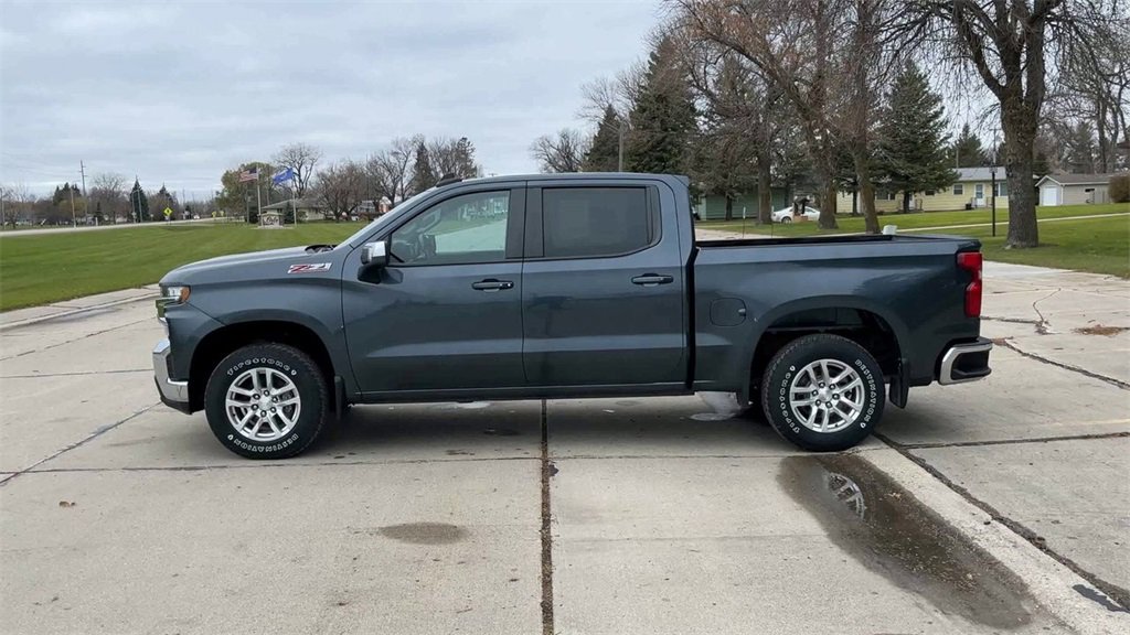 2019 Chevrolet Silverado 1500 LT photo 4