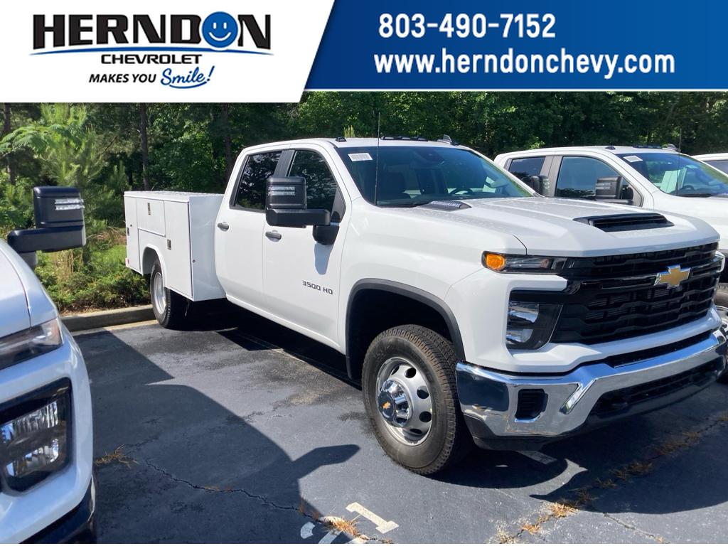 2025 Chevrolet Silverado 3500HD Work Truck's photo