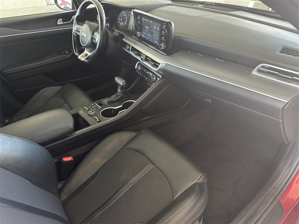 2021 Kia K5 GT-Line photo 32