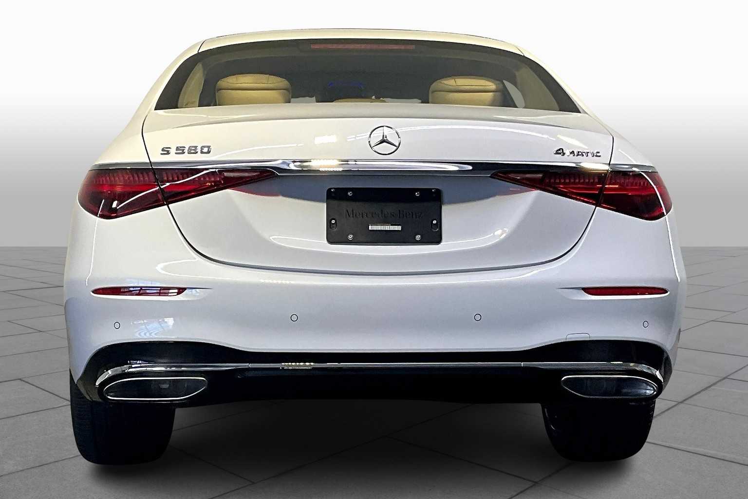 2026 Mercedes Benz S 580 4MATIC photo 2