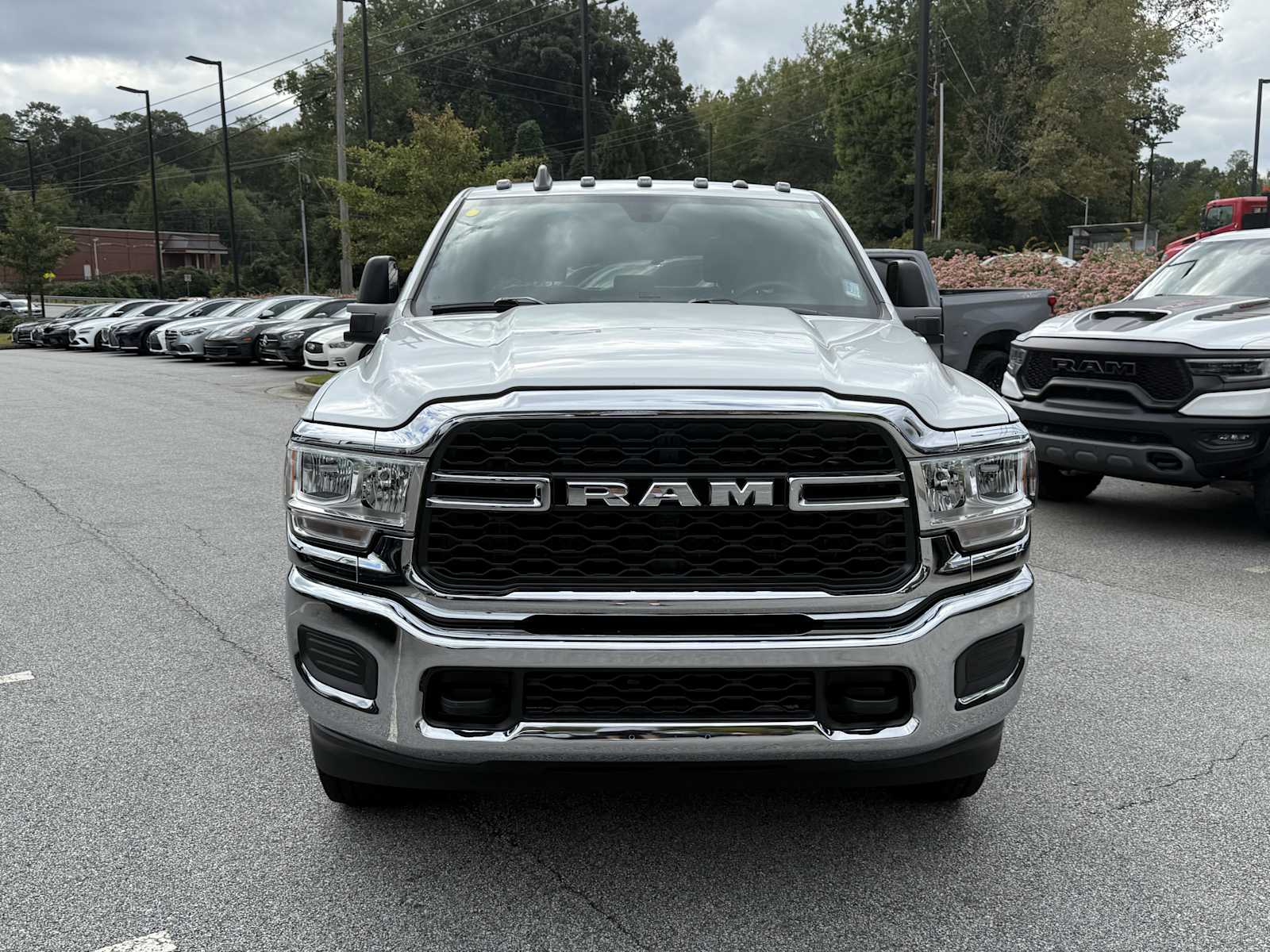 2024 Ram 2500 Tradesman photo 2
