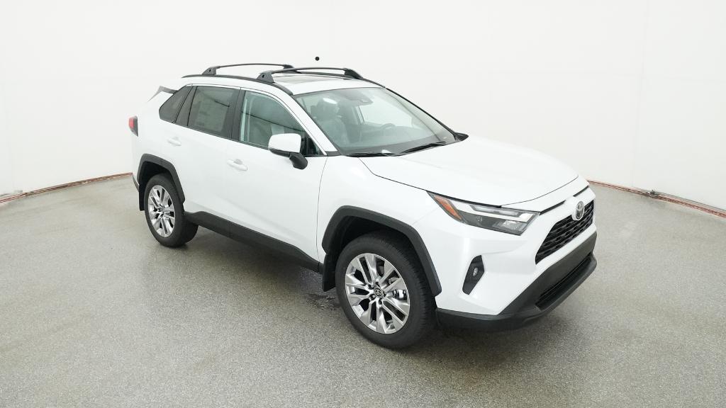 2025 Toyota RAV4 XLE Premium photo 29