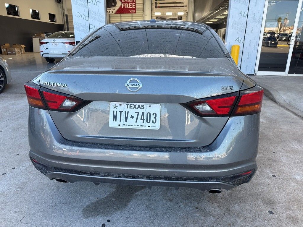 2020 Nissan Altima 2.5 SR photo 13