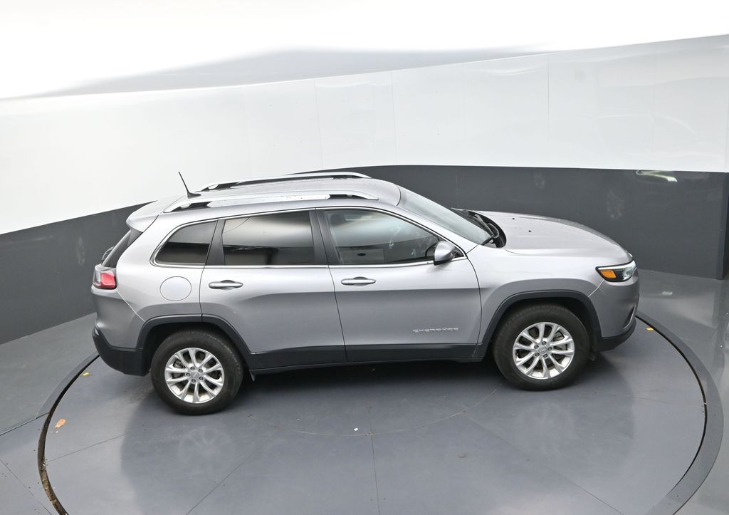 2019 Jeep Cherokee Latitude photo 17