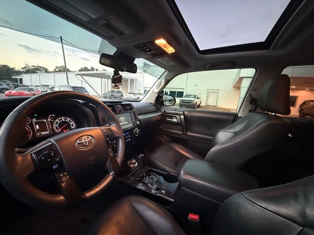 2020 Toyota 4Runner Base photo 10