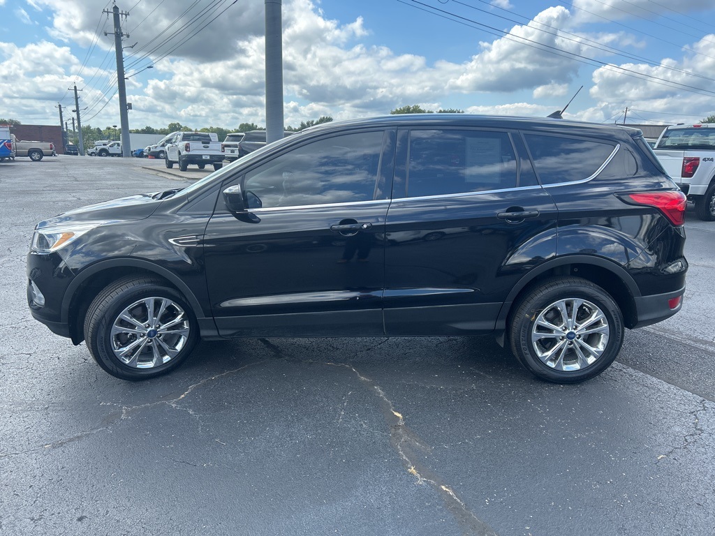 2019 Ford Escape SE photo 4