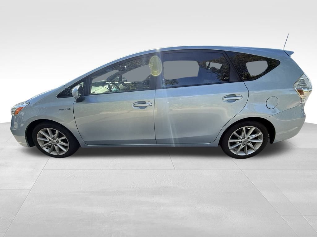 2013 Toyota Prius v