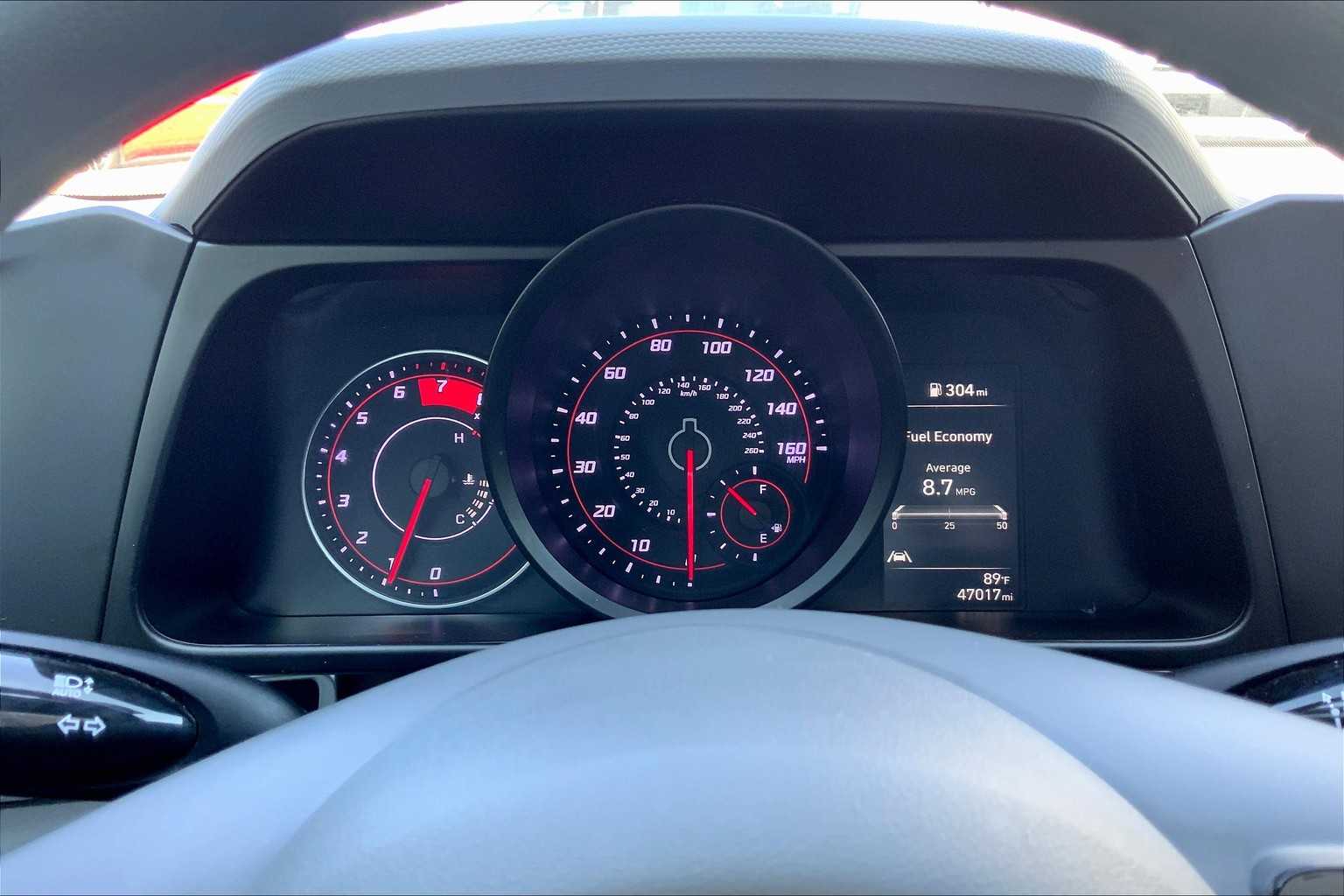 2023 Hyundai Elantra SEL photo 24