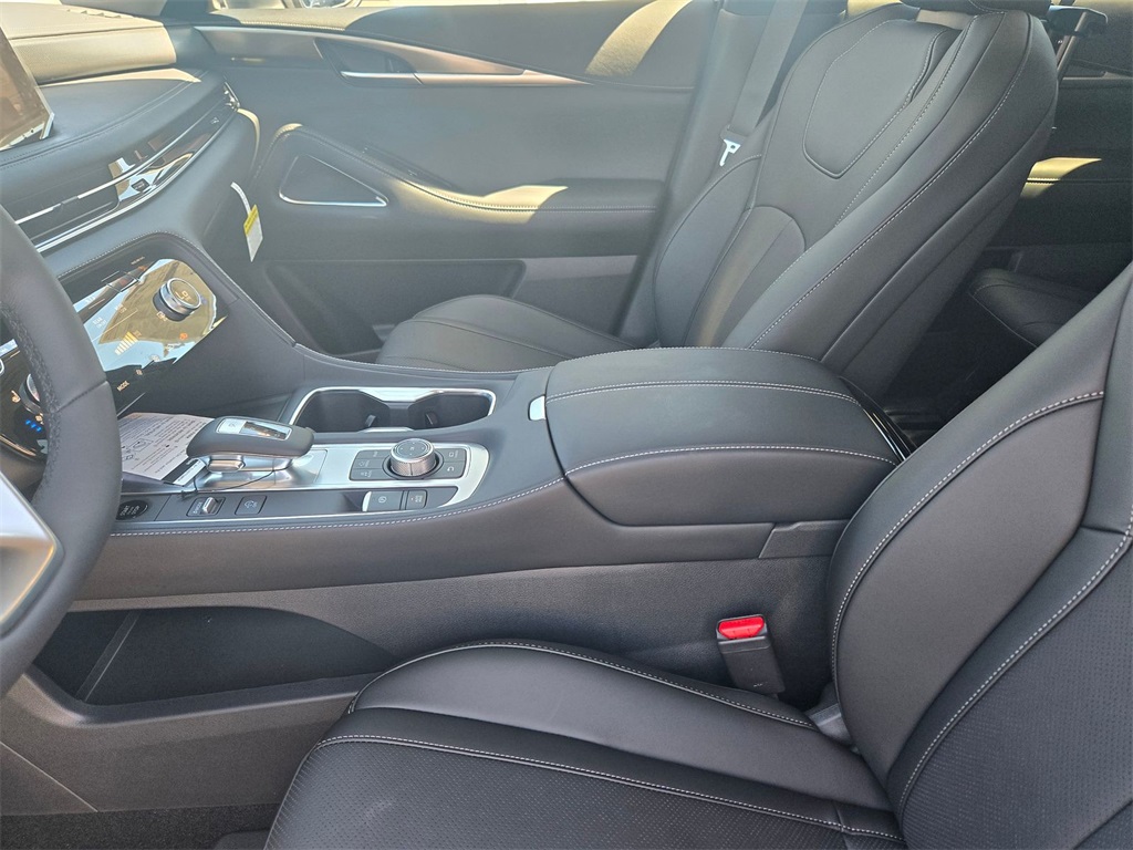 2026 Infiniti QX60 Luxe AWD photo 8