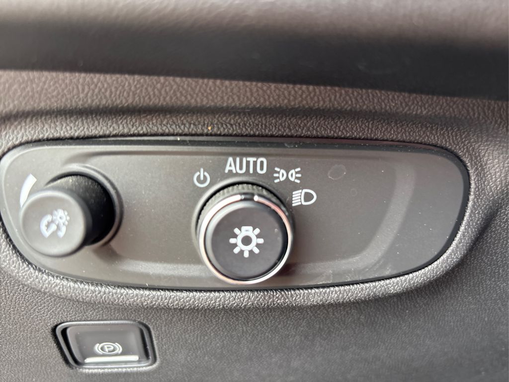 2022 Gmc Terrain SLE photo 20
