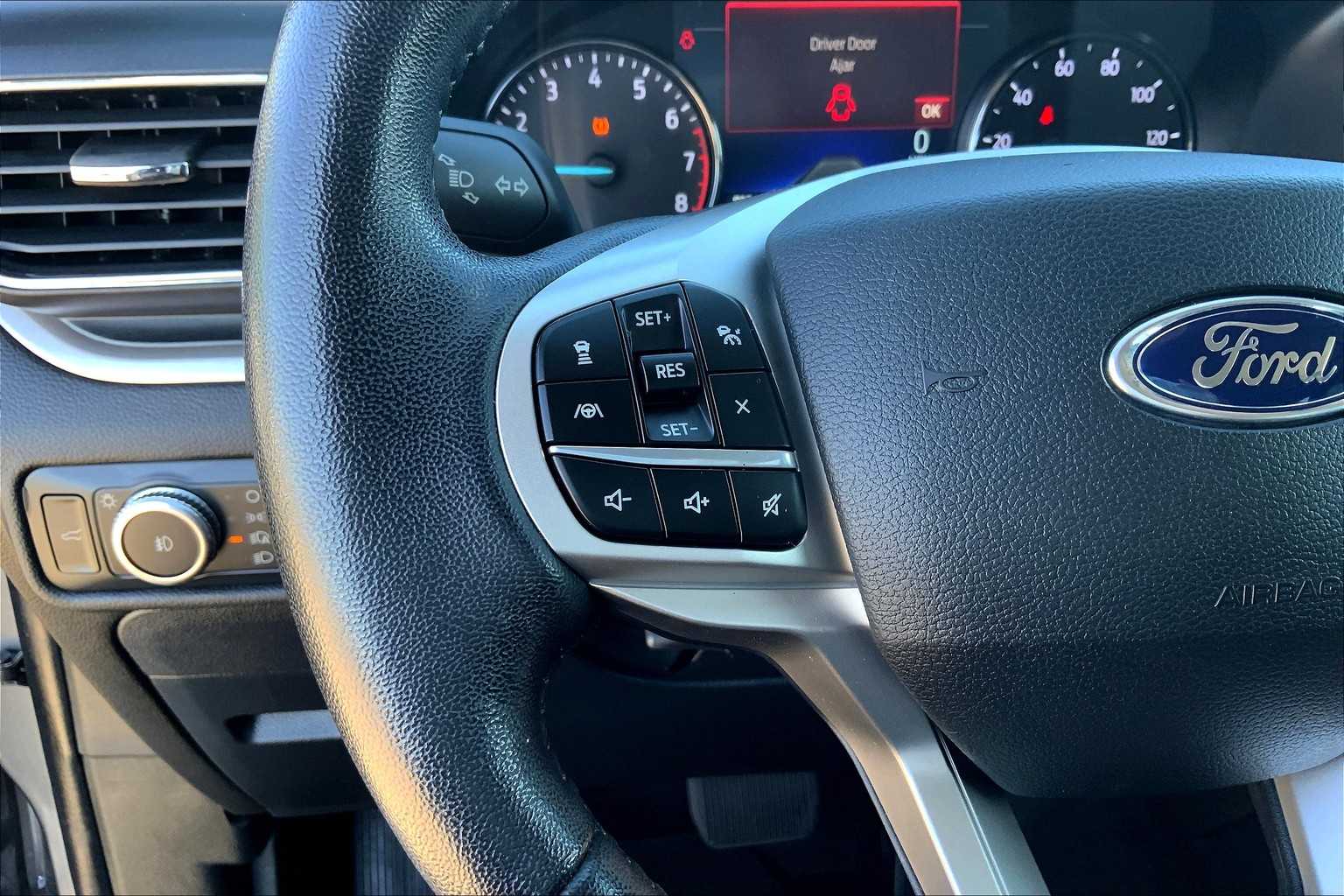 2021 Ford Explorer XLT photo 20