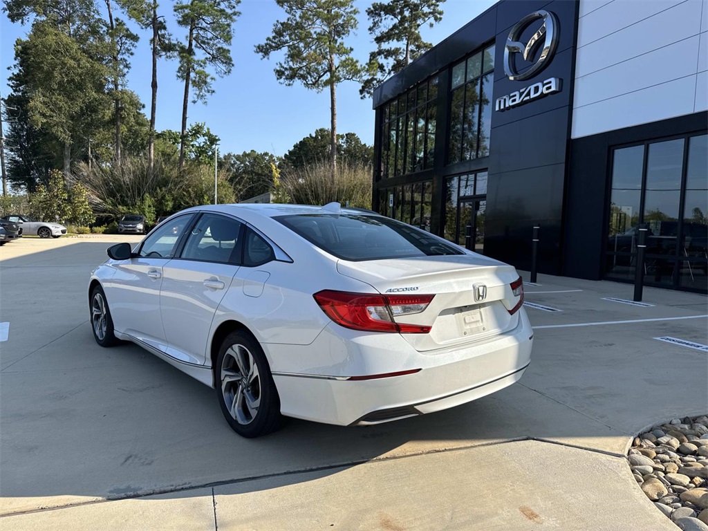 2020 Honda Accord EX photo 4