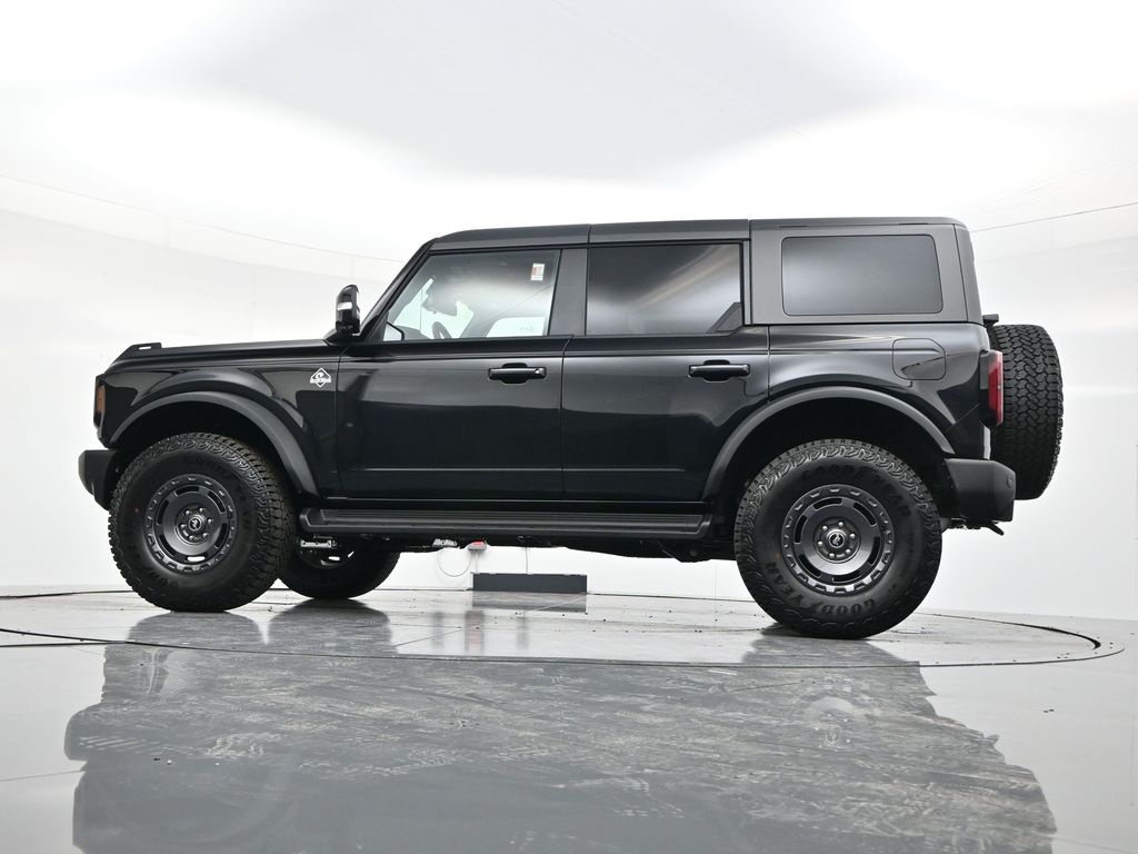 2025 Ford Bronco Outer Banks photo 45