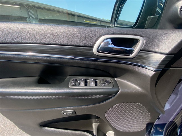 2021 Jeep Grand Cherokee Limited photo 3