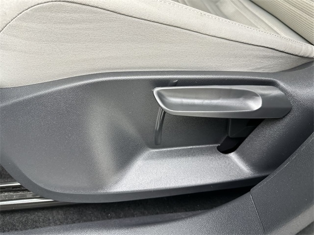 2023 Volkswagen Tiguan S photo 4
