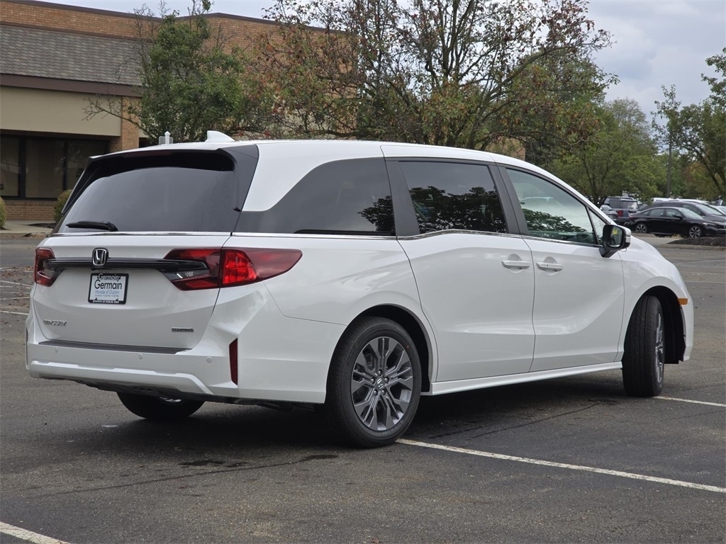 2026 Honda Odyssey Touring photo 16
