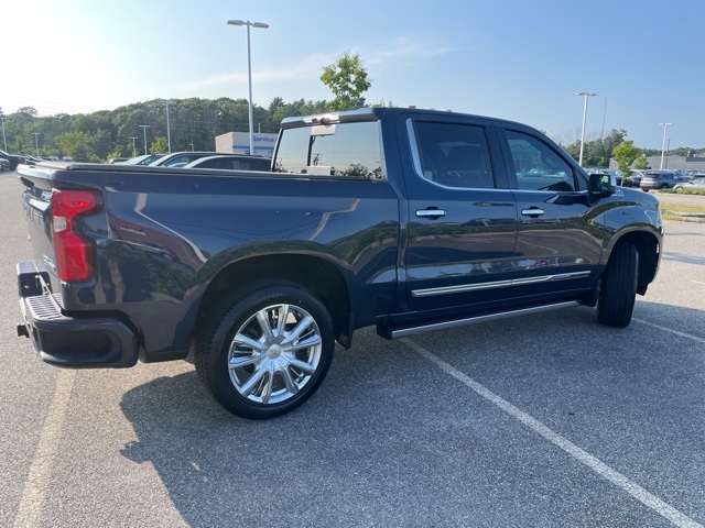 2022 Chevrolet Silverado 1500 High Country photo 8