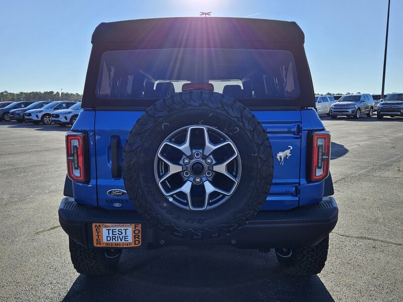 2024 Ford Bronco Badlands photo 10