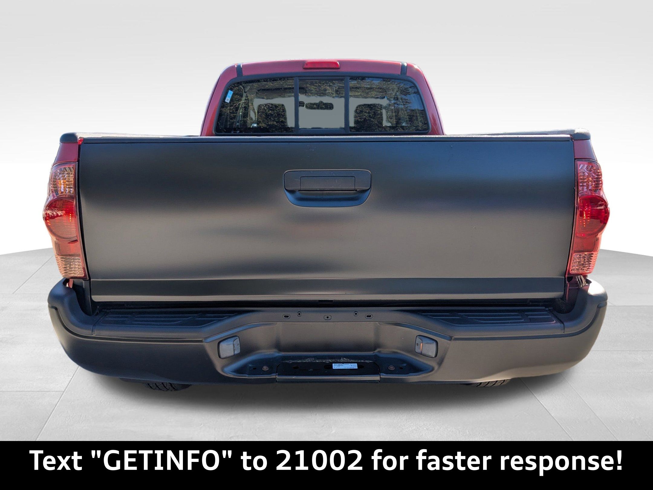 2005 Toyota Tacoma PreRunner photo 2