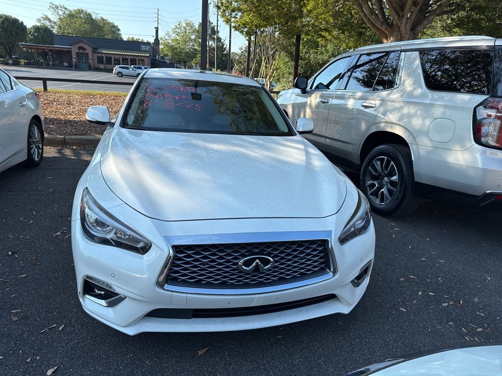 2022 Infiniti Q50 LUXE photo 3