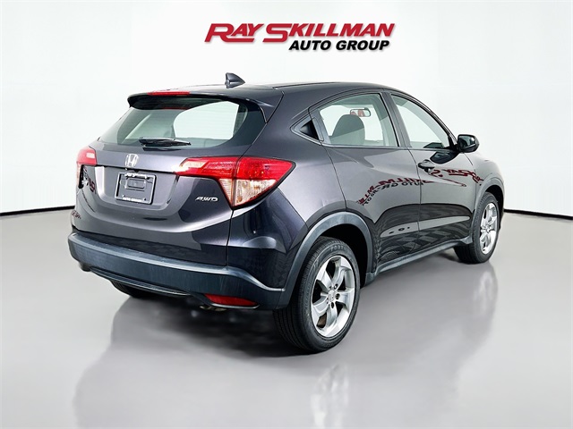 2017 Honda HR-V LX photo 7