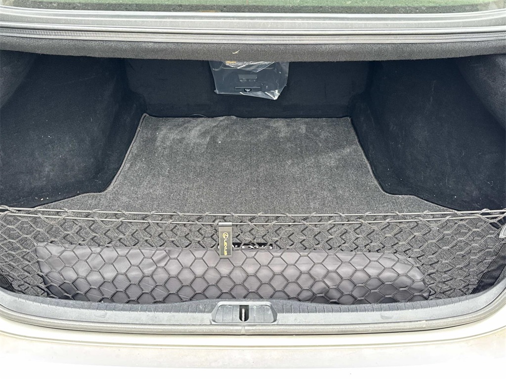 2013 Lexus LS 460 photo 5