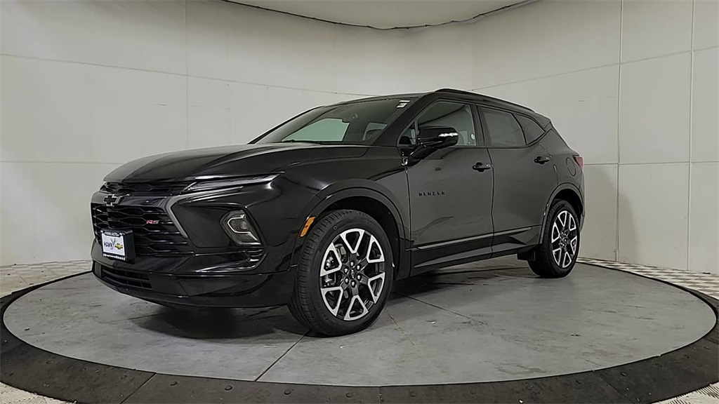 2025 CHEVROLET BLAZER - Image 4